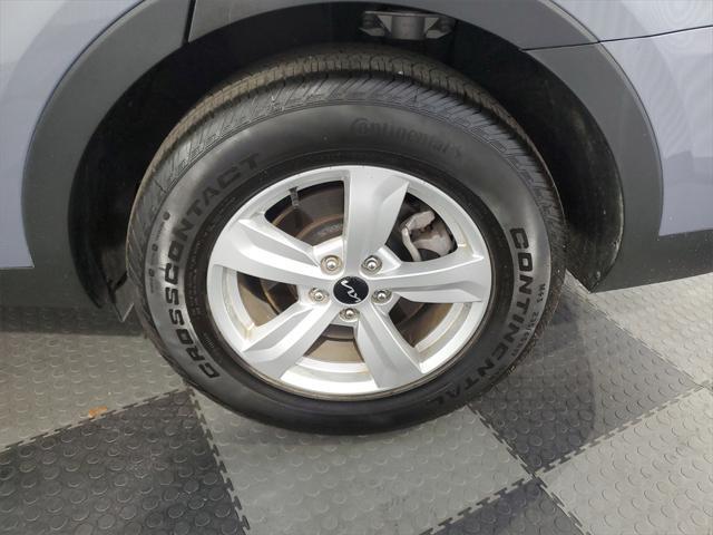 used 2024 Kia Sorento car, priced at $27,899
