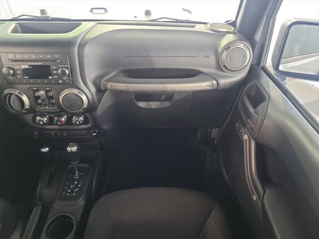 used 2015 Jeep Wrangler Unlimited car, priced at $16,899