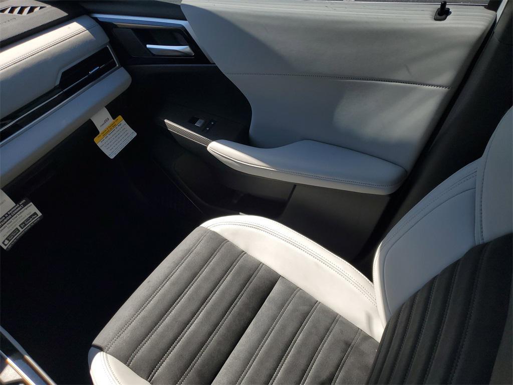 new 2025 Mitsubishi Outlander car, priced at $40,288