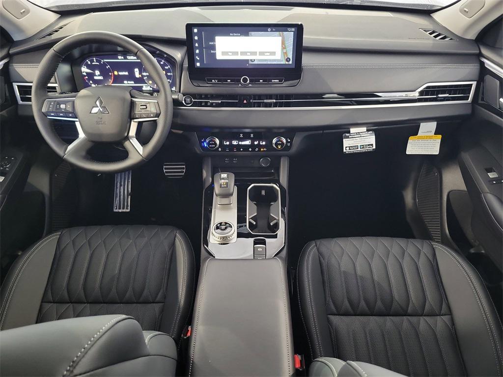 new 2025 Mitsubishi Outlander car, priced at $41,055
