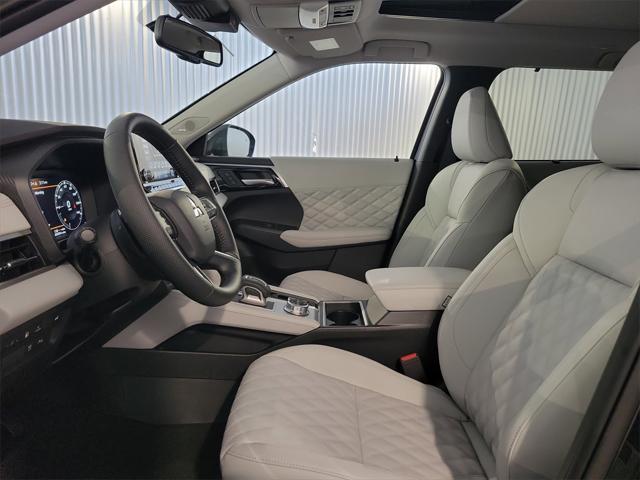 new 2025 Mitsubishi Outlander PHEV car, priced at $52,525