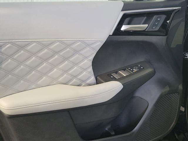 new 2025 Mitsubishi Outlander PHEV car, priced at $52,525