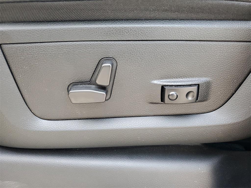 used 2022 Ram 2500 car, priced at $59,899