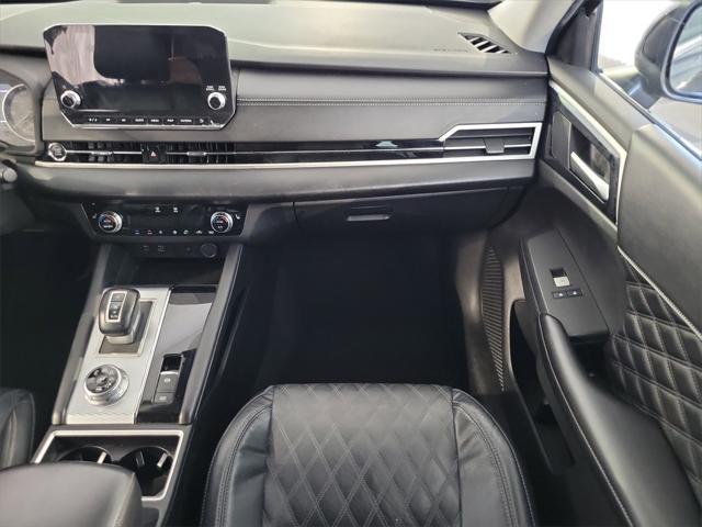 used 2022 Mitsubishi Outlander car, priced at $17,949