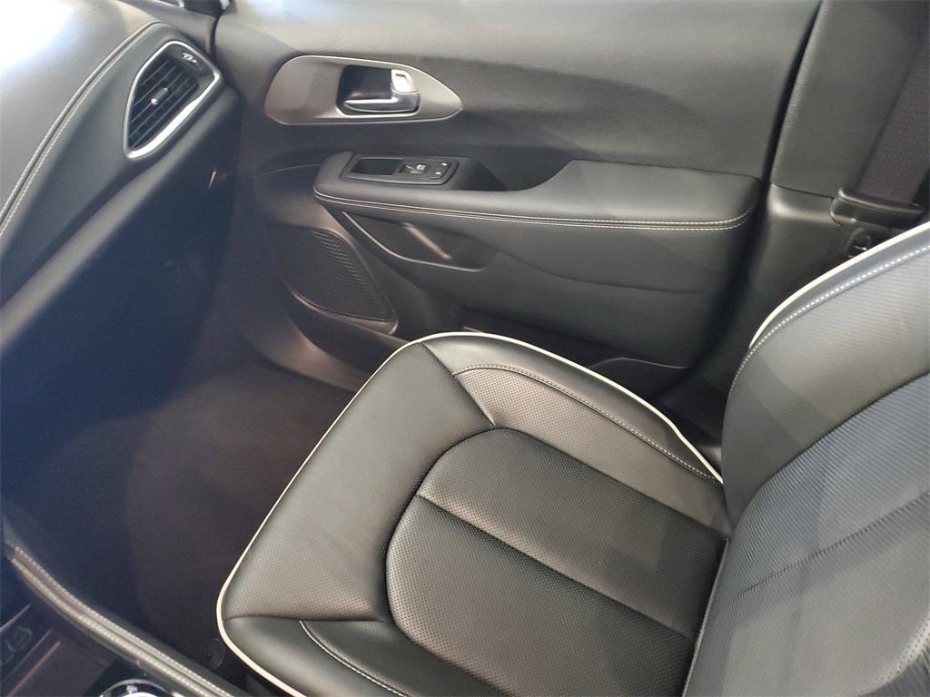 used 2024 Chrysler Pacifica car, priced at $41,799