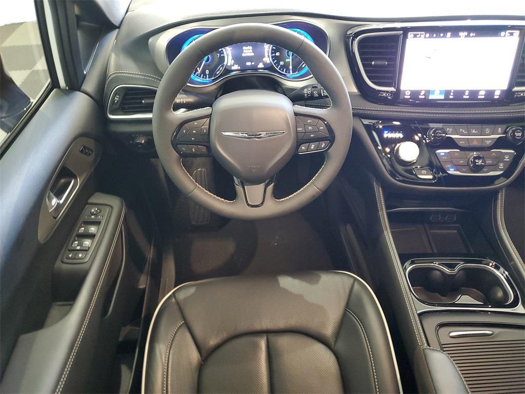 used 2024 Chrysler Pacifica car, priced at $41,799