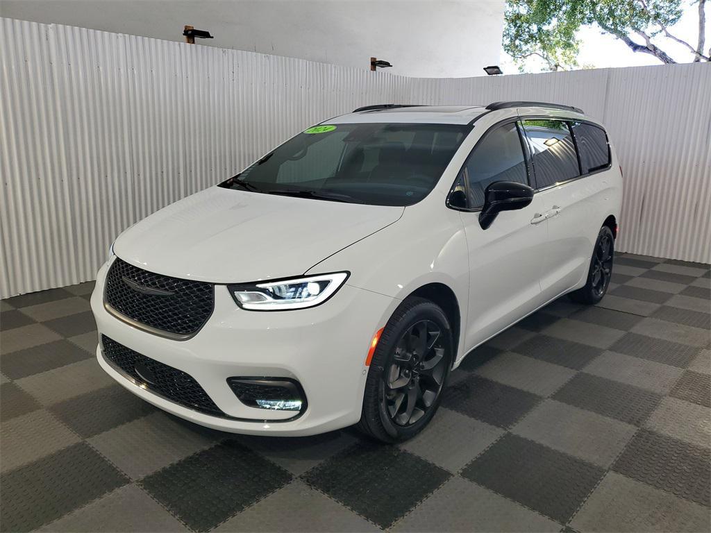 used 2024 Chrysler Pacifica car, priced at $41,799