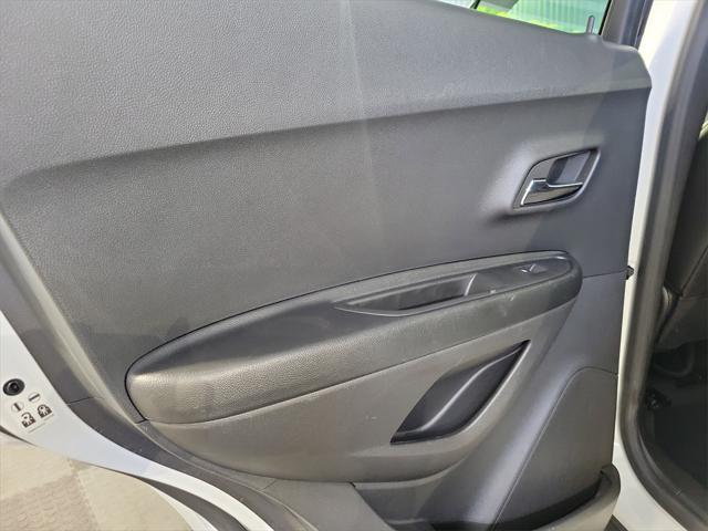 used 2022 Chevrolet Trax car, priced at $16,699