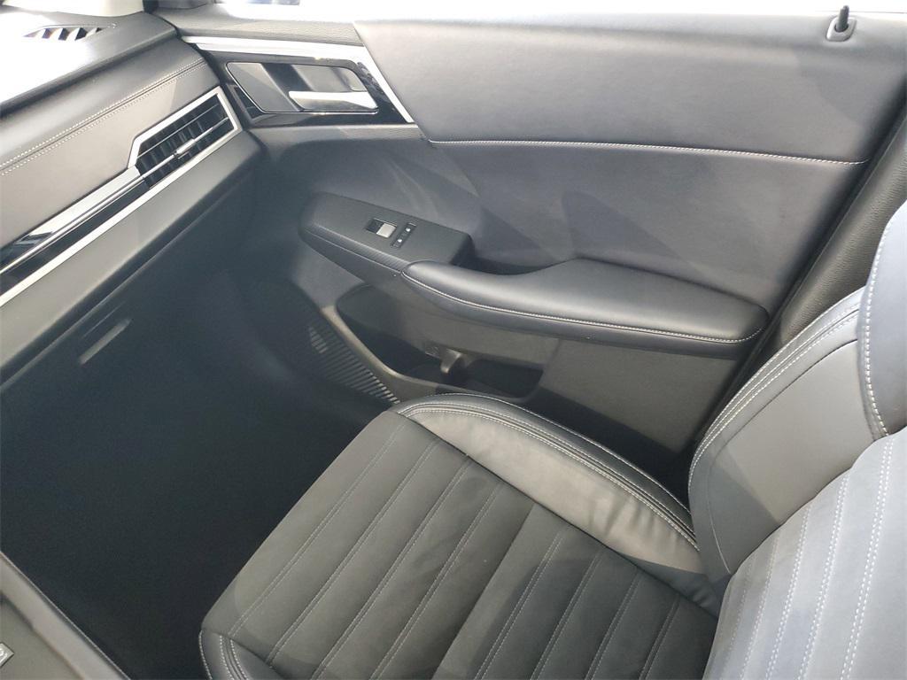 used 2023 Mitsubishi Outlander PHEV car, priced at $26,899