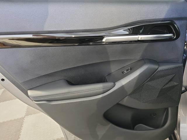 used 2024 Kia Seltos car, priced at $25,995