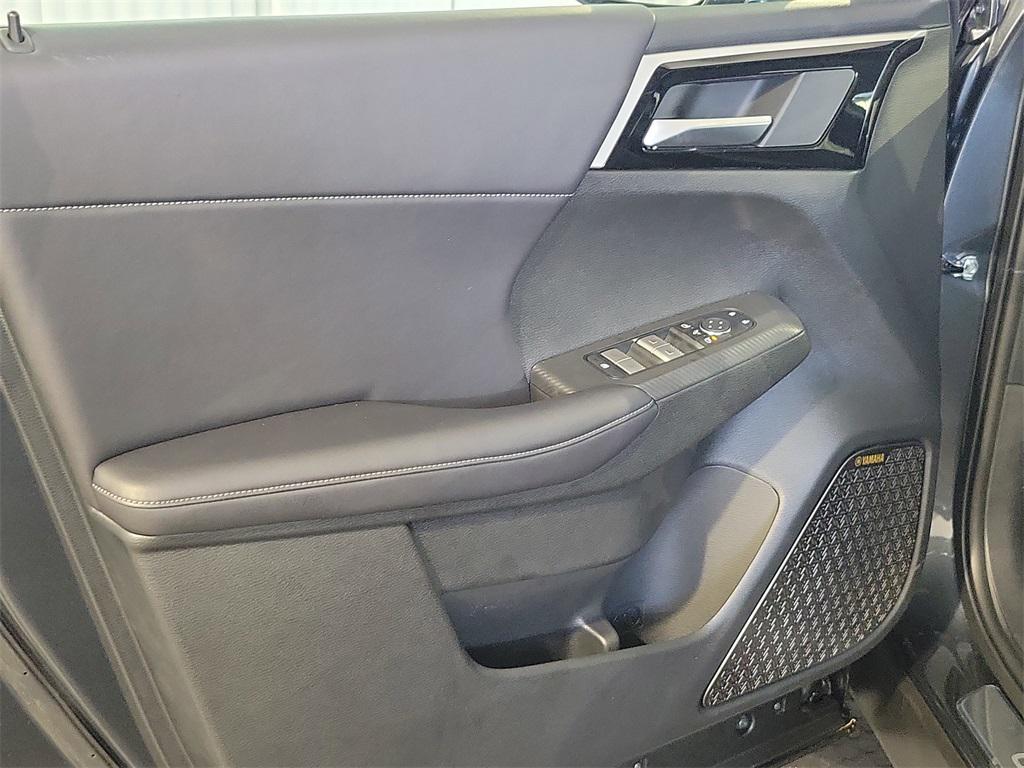 new 2025 Mitsubishi Outlander car, priced at $39,645