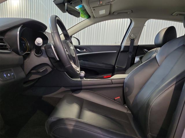 used 2025 Genesis G70 car, priced at $33,994