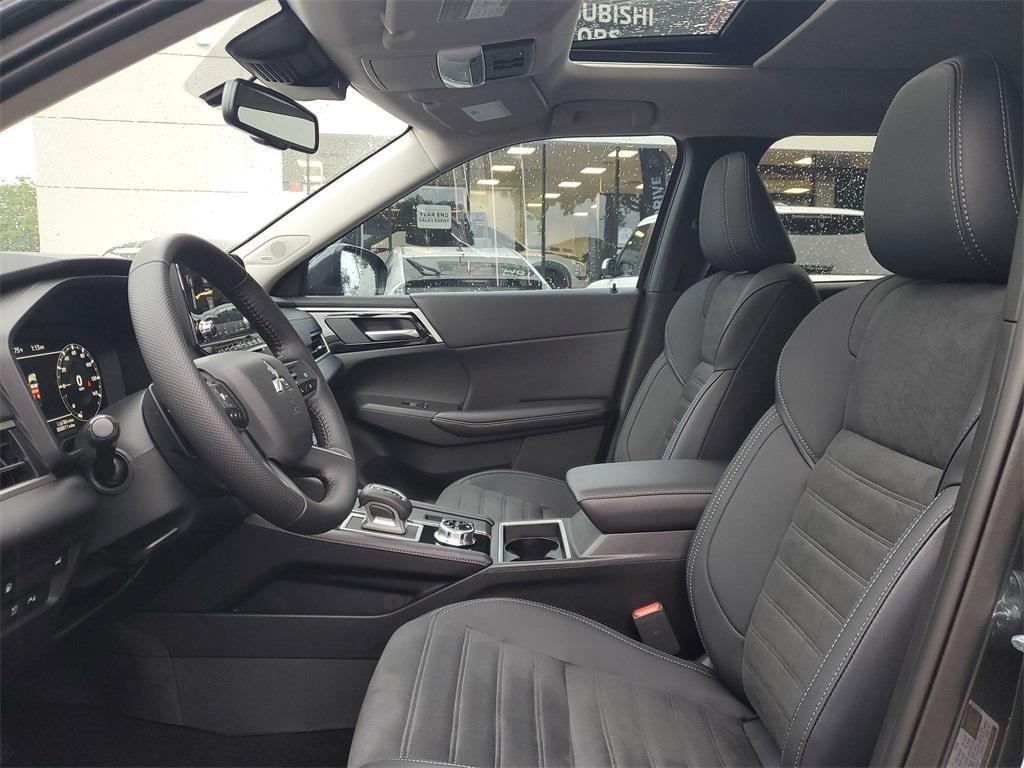 new 2025 Mitsubishi Outlander PHEV car, priced at $47,208