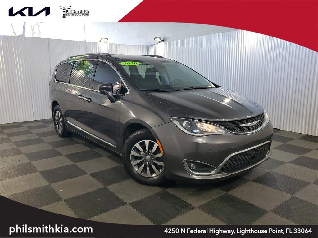 used 2020 Chrysler Pacifica car, priced at $23,699