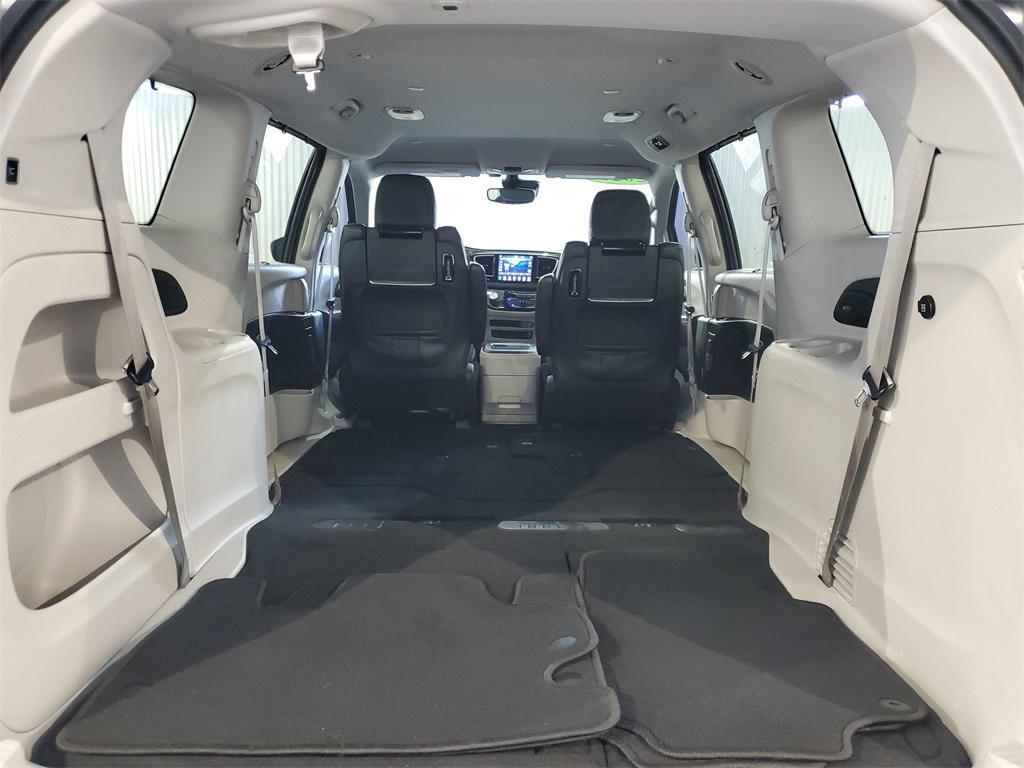 used 2020 Chrysler Pacifica car, priced at $23,699