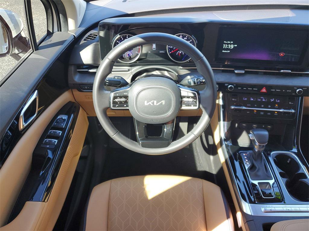 used 2024 Kia Carnival car, priced at $32,775
