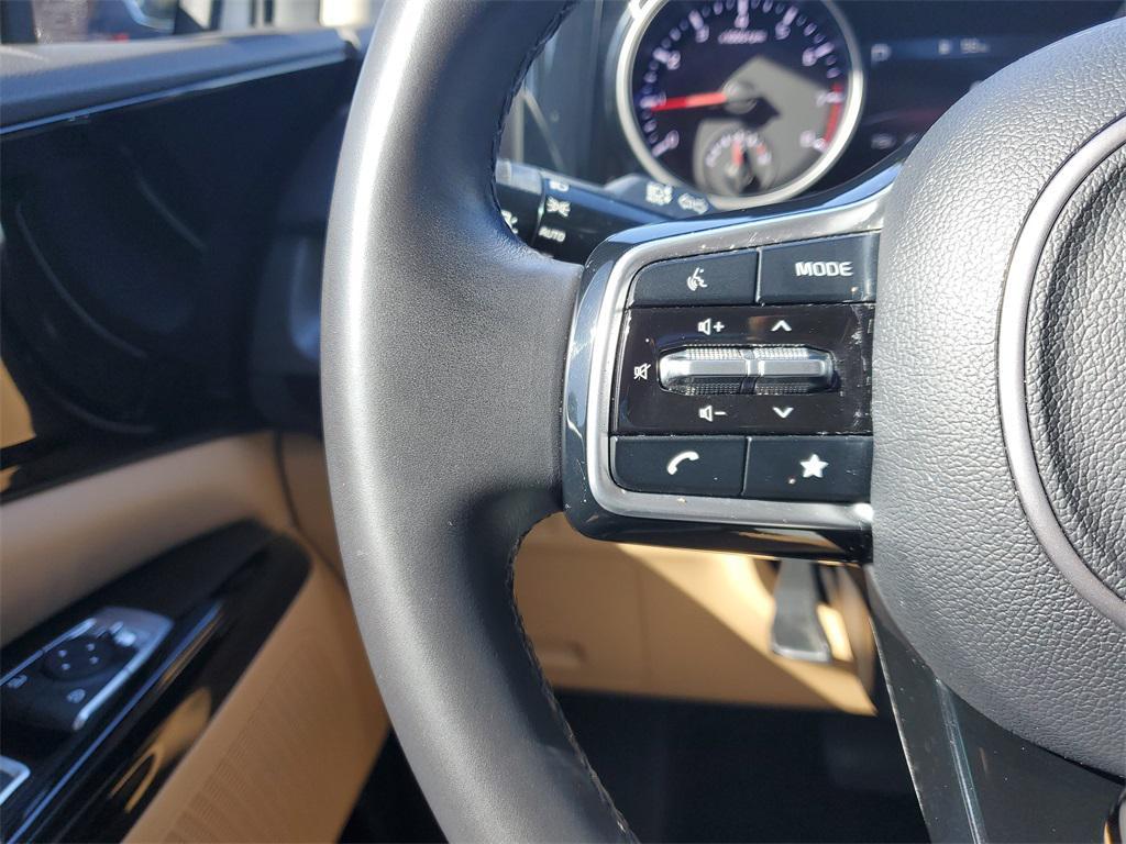 used 2024 Kia Carnival car, priced at $32,775