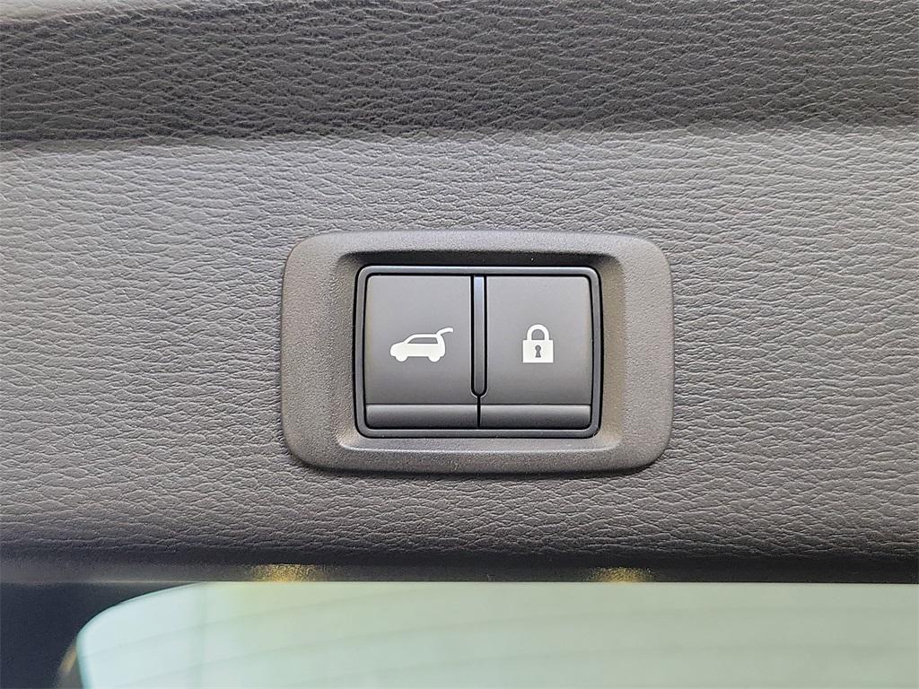 new 2025 Mitsubishi Outlander car, priced at $39,305