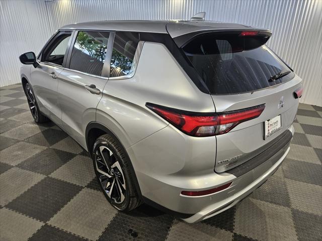 used 2022 Mitsubishi Outlander car, priced at $19,895