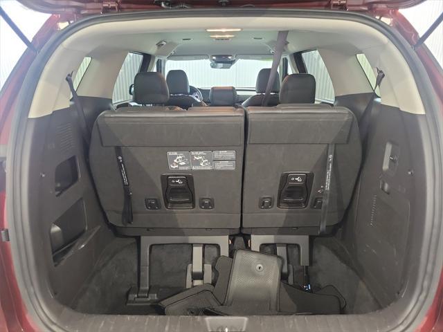 used 2023 Kia Carnival car, priced at $28,902