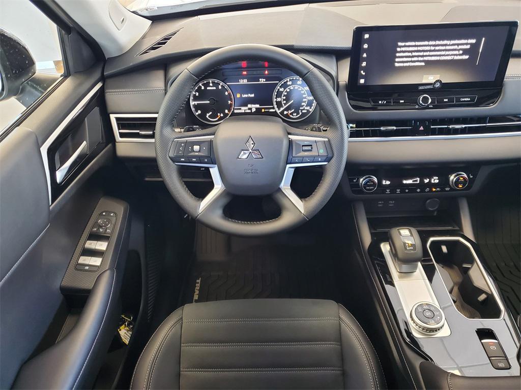 new 2025 Mitsubishi Outlander car, priced at $40,803