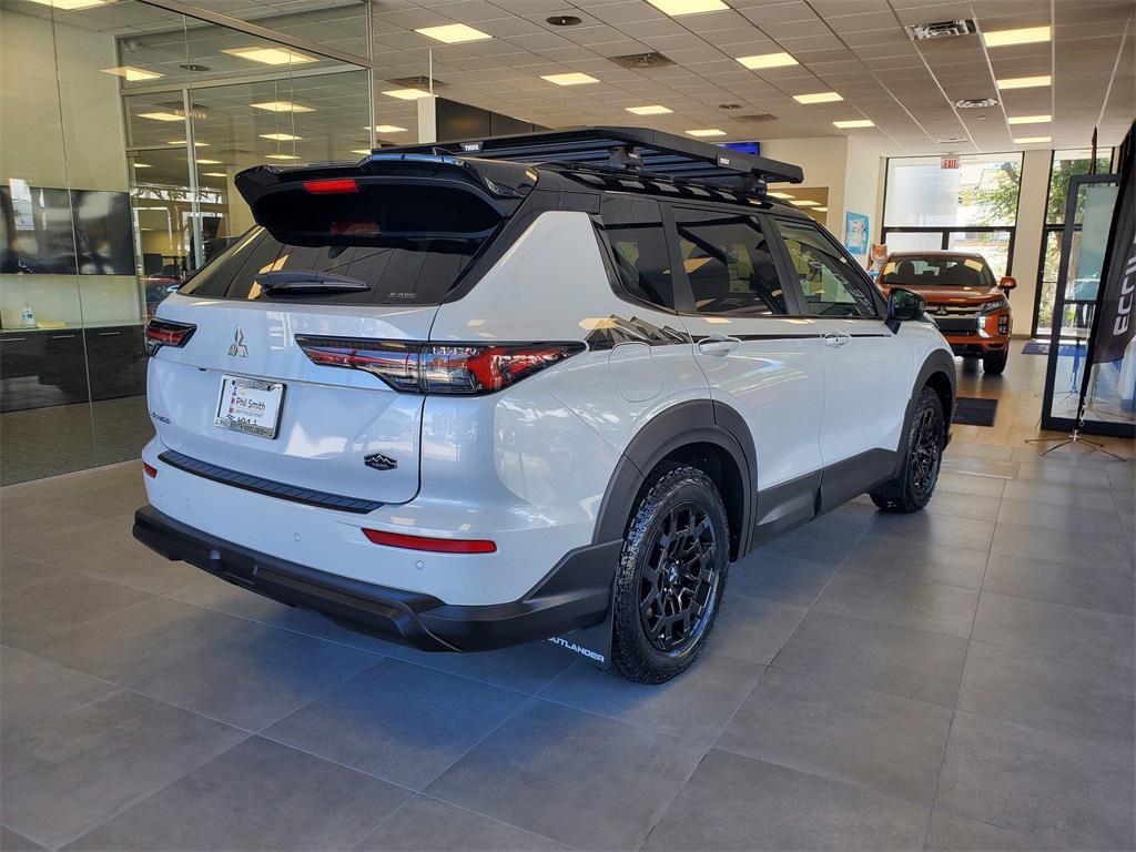 new 2025 Mitsubishi Outlander car, priced at $40,803