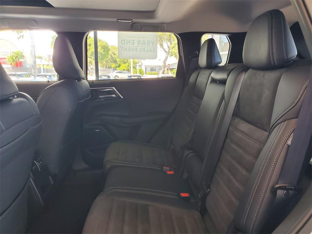 new 2025 Mitsubishi Outlander car, priced at $40,803