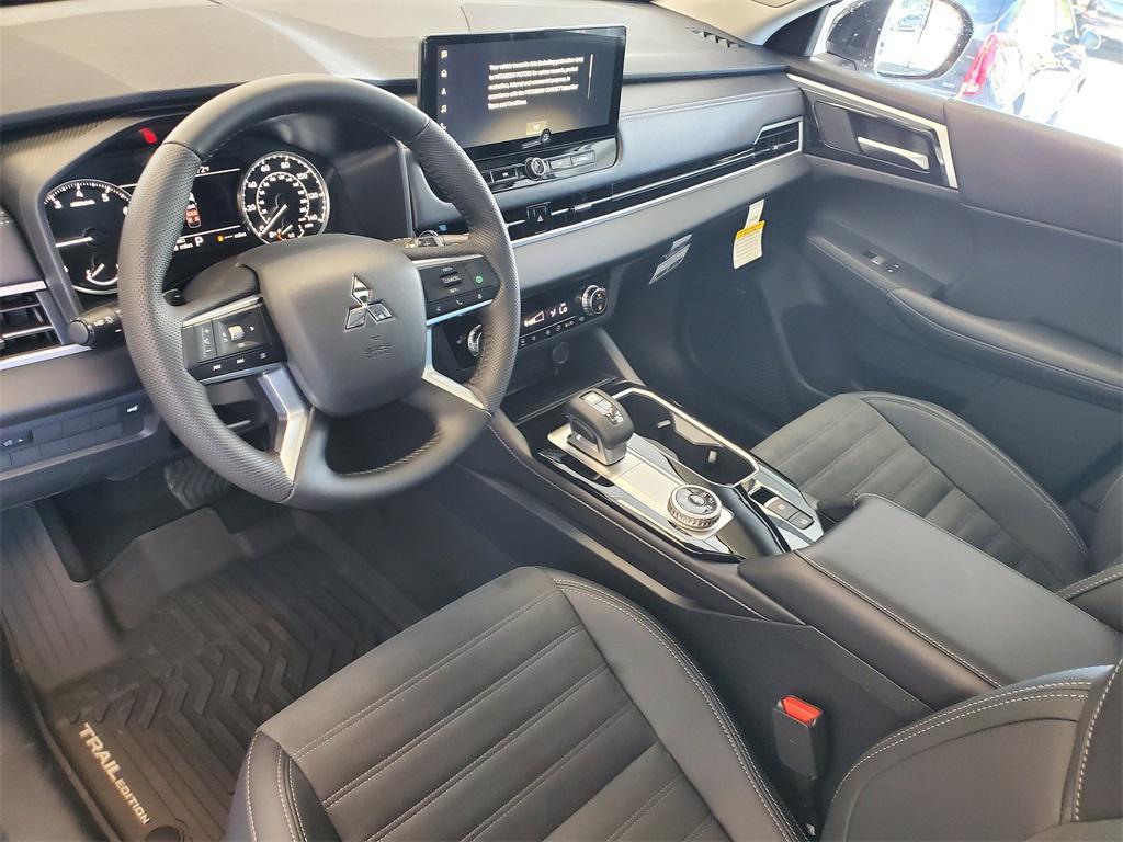 new 2025 Mitsubishi Outlander car, priced at $40,803