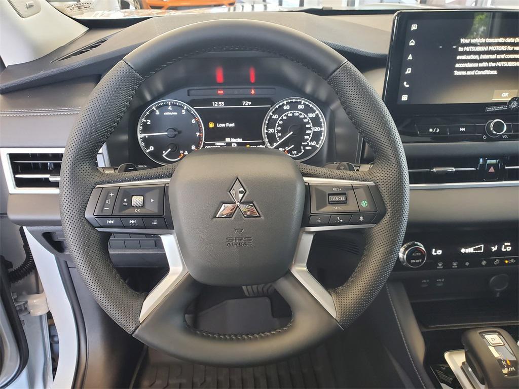 new 2025 Mitsubishi Outlander car, priced at $40,803