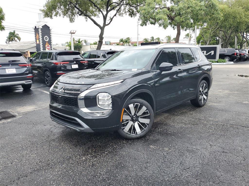 new 2025 Mitsubishi Outlander car, priced at $41,821