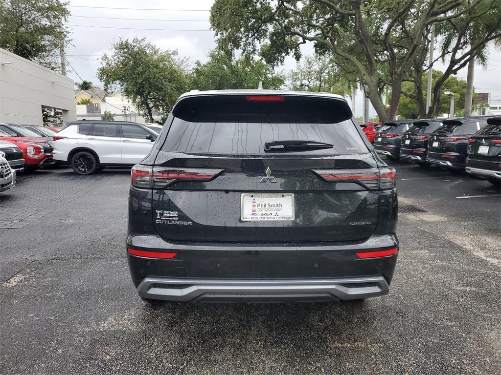 new 2025 Mitsubishi Outlander car, priced at $41,821
