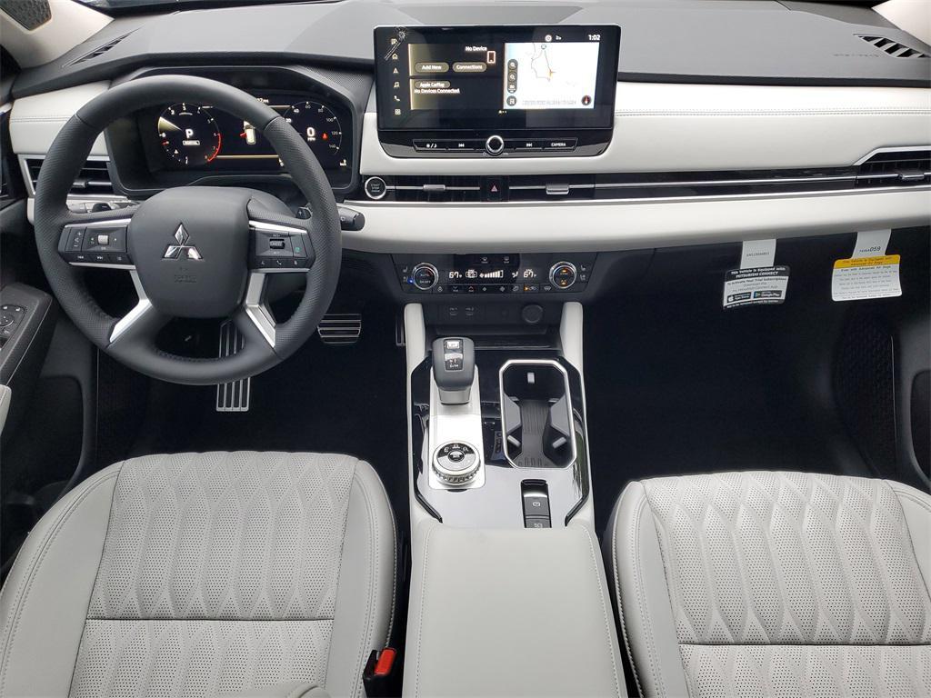 new 2025 Mitsubishi Outlander car, priced at $41,821