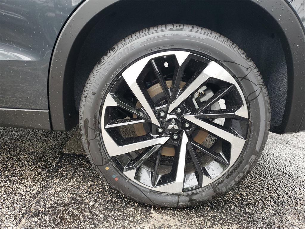 new 2025 Mitsubishi Outlander PHEV car, priced at $47,208