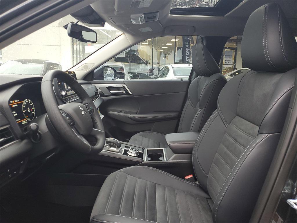 new 2025 Mitsubishi Outlander PHEV car, priced at $47,208