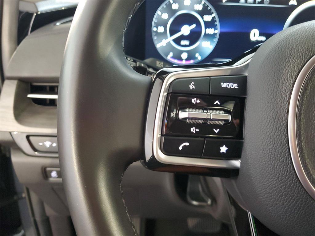 used 2024 Kia Carnival car, priced at $38,849