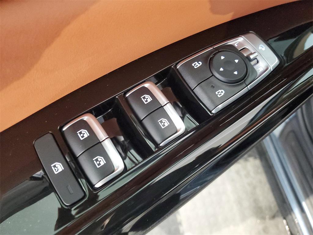 used 2024 Kia Carnival car, priced at $38,849
