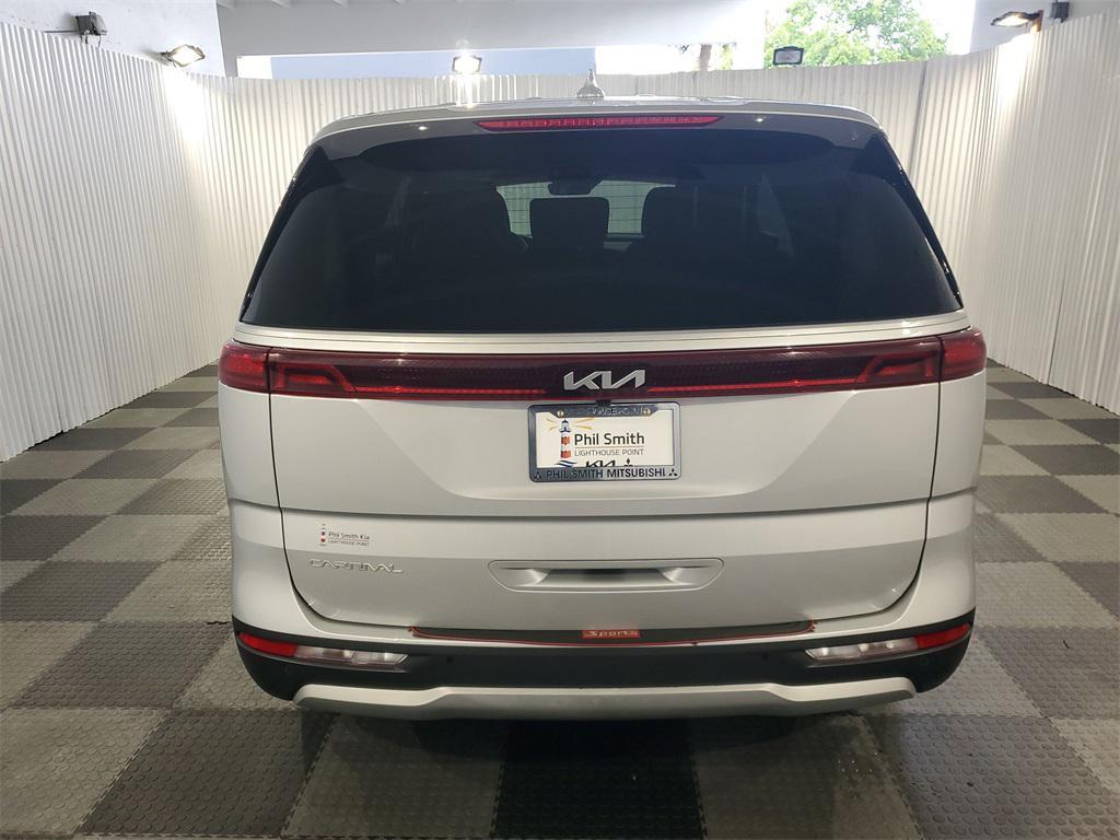 used 2023 Kia Carnival car, priced at $25,649
