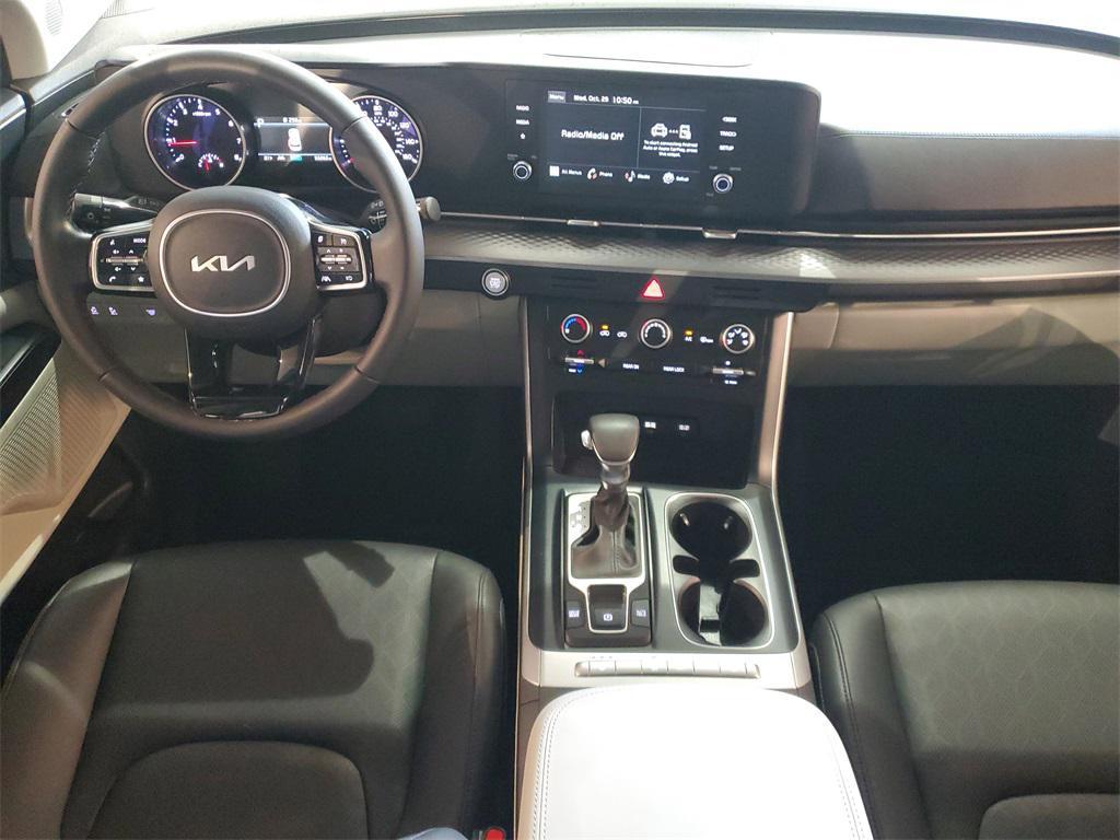 used 2023 Kia Carnival car, priced at $25,649