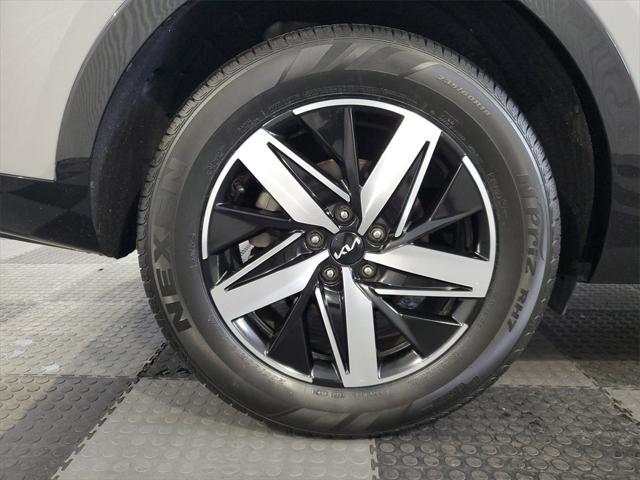 used 2022 Kia Sorento car, priced at $24,995