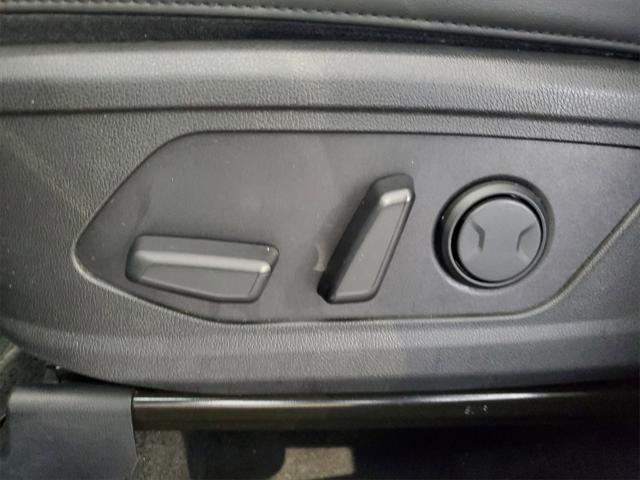 used 2022 Kia Sorento car, priced at $24,995