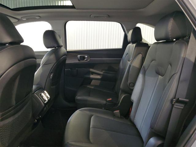 used 2022 Kia Sorento car, priced at $24,995
