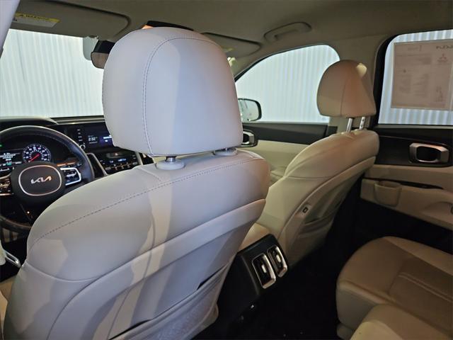used 2022 Kia Sorento car, priced at $22,799