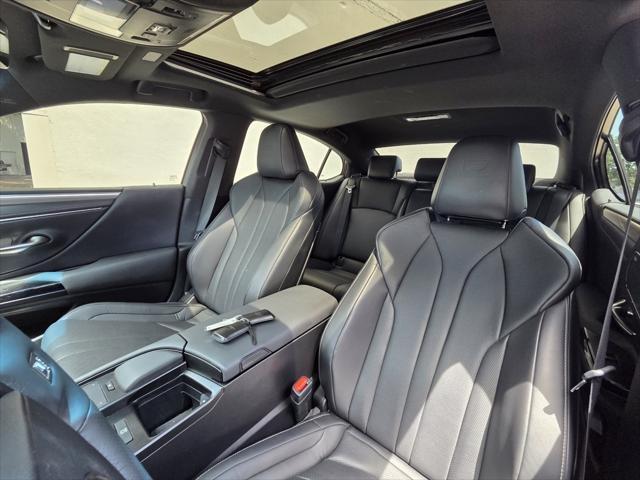 used 2022 Lexus ES 350 car, priced at $34,999