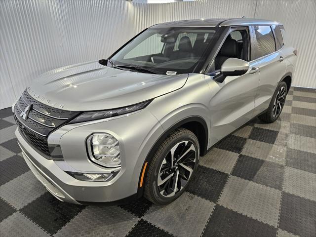 new 2024 Mitsubishi Outlander car, priced at $36,540