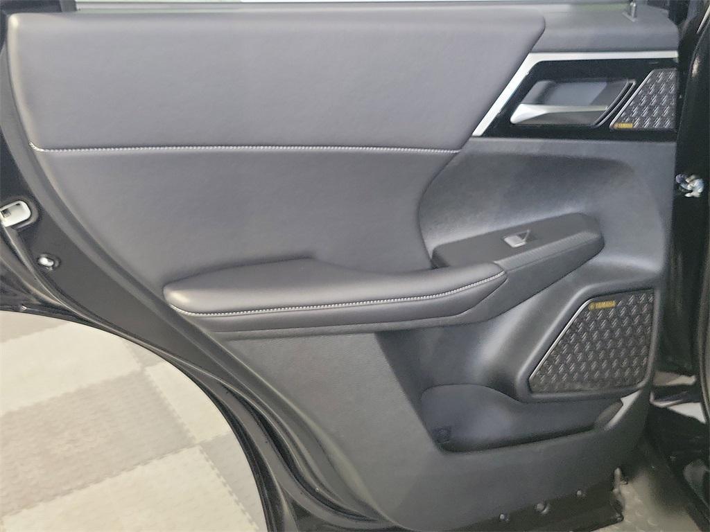 new 2025 Mitsubishi Outlander car, priced at $39,295