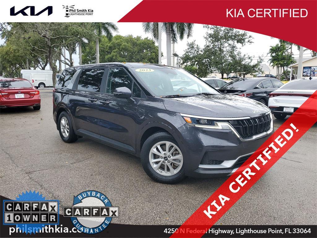 used 2023 Kia Carnival car, priced at $28,299