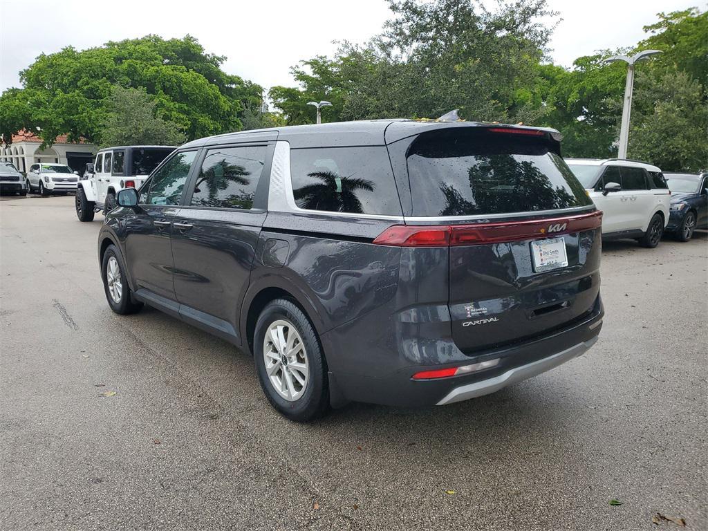 used 2023 Kia Carnival car, priced at $28,299