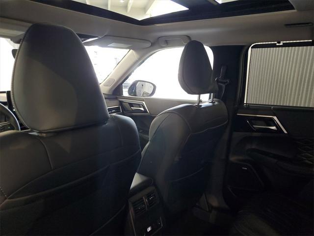 new 2025 Mitsubishi Outlander car, priced at $39,720