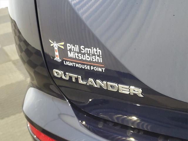 new 2025 Mitsubishi Outlander car, priced at $39,720