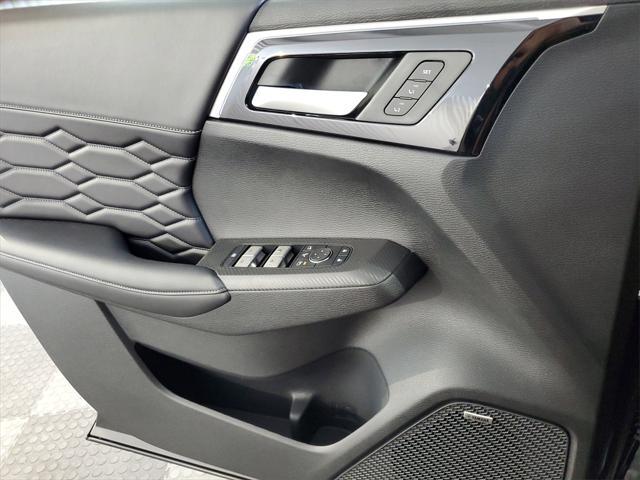 new 2025 Mitsubishi Outlander car, priced at $39,720